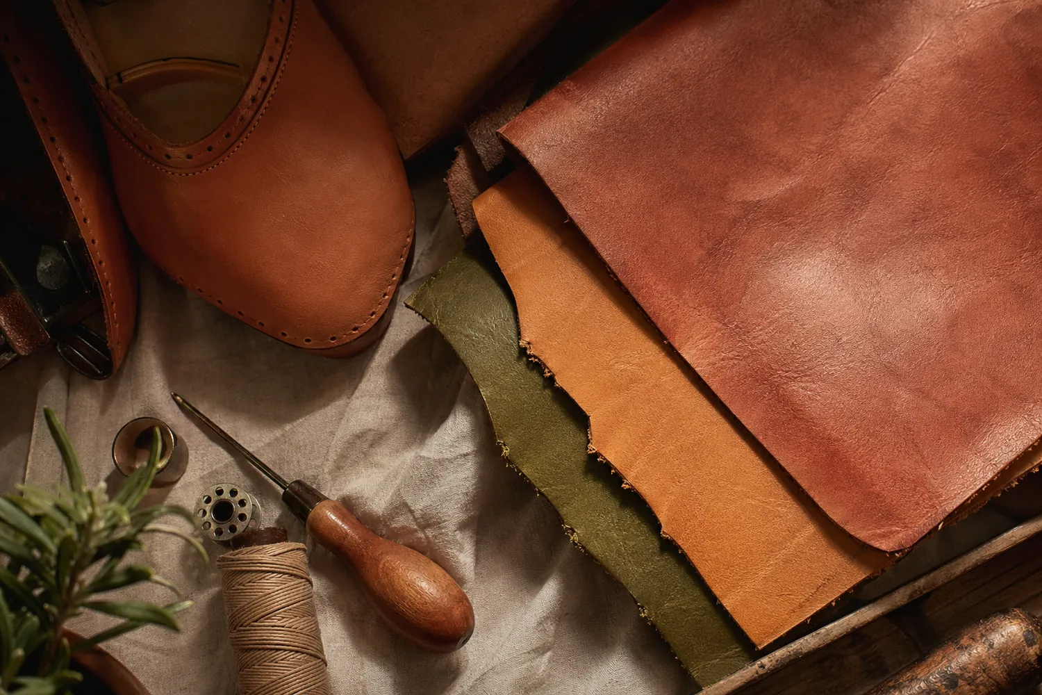 Atelier sélection de cuirs et chaussures San Marina